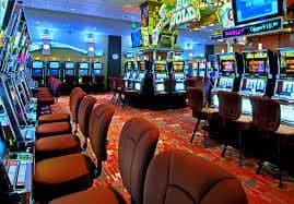 Proses instalasi aplikasi sabet slot di perangkat Android